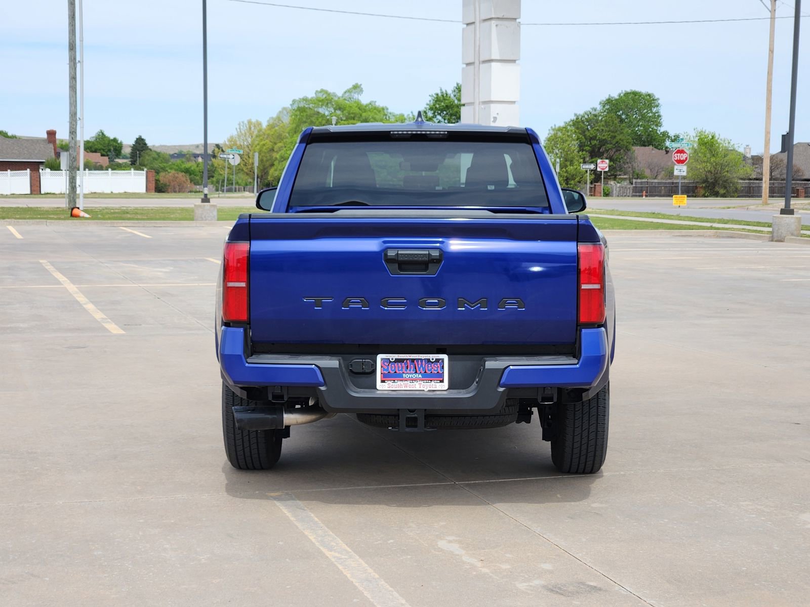 Used 2025 Toyota Tacoma SR5 image 8