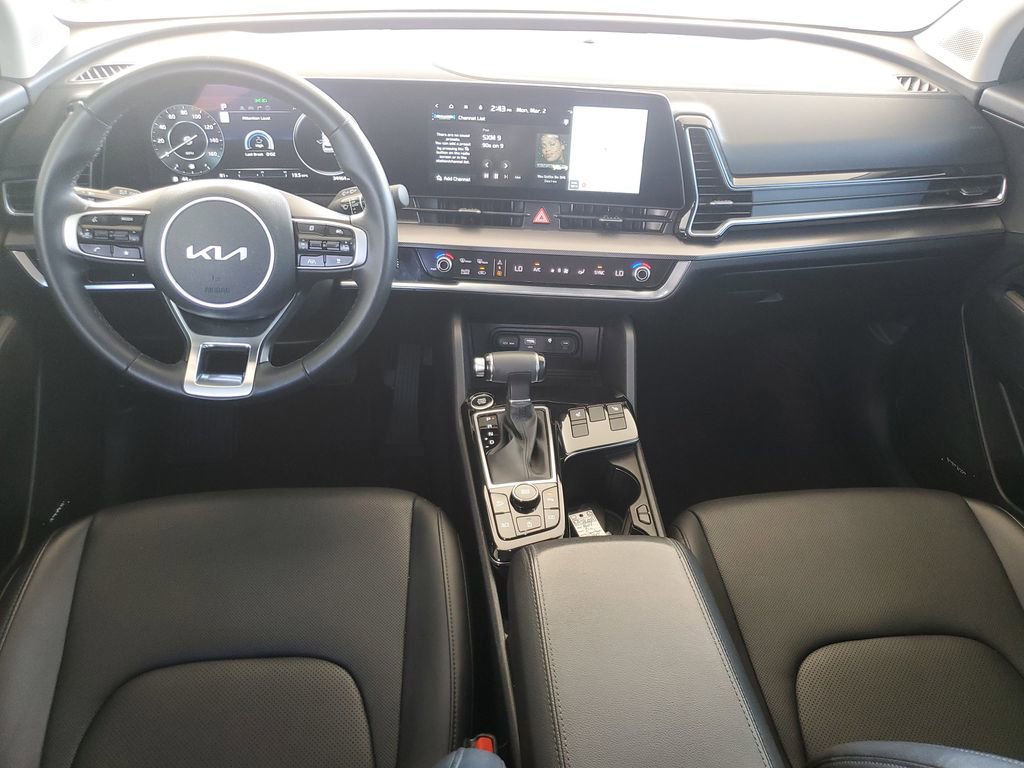 Used 2024 Kia Sportage SX image 8