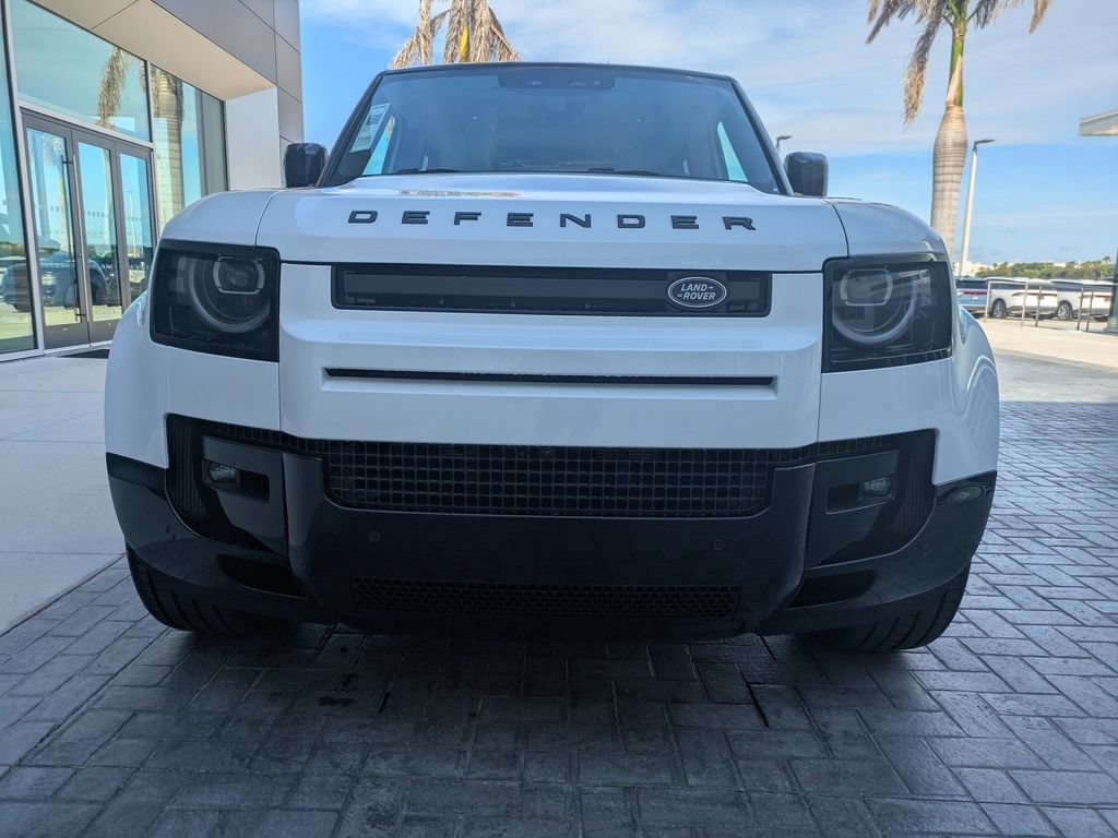 New 2026 Land Rover Defender 130 X-Dynamic SE AWD/4WD image 10