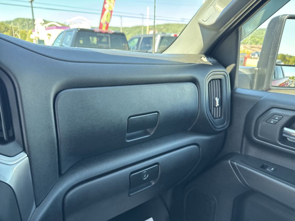 Used 2024 Chevrolet Silverado 2500 Custom w/ Custom Convenience Package image 28