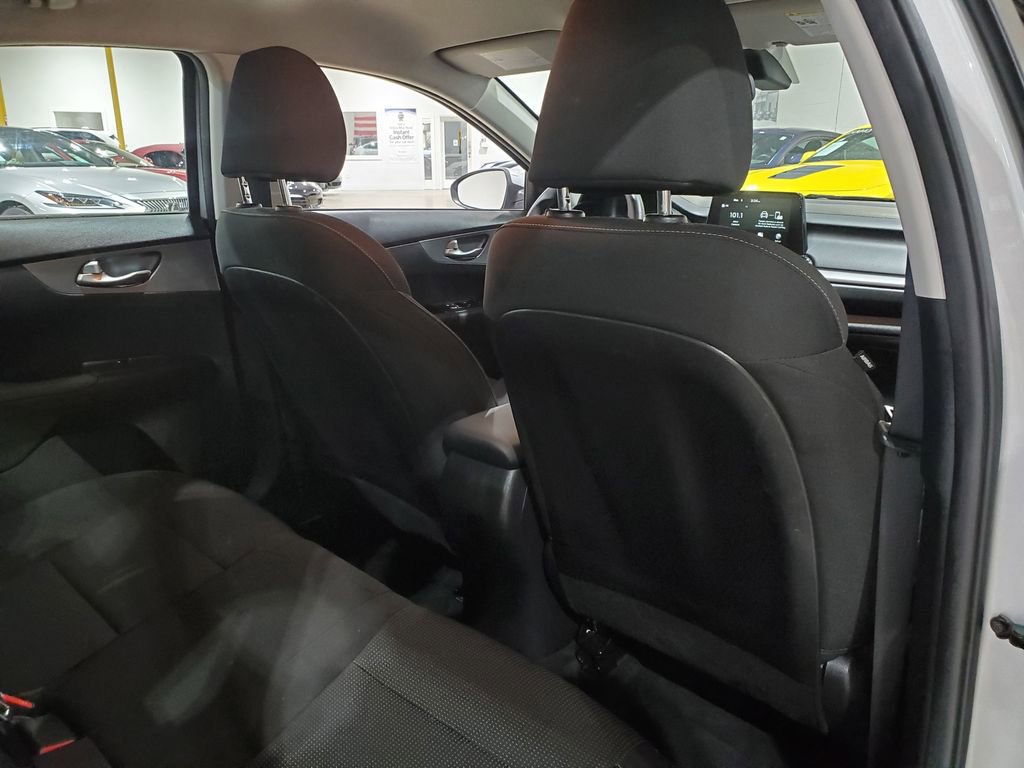 Used 2021 Kia Forte LXS image 21