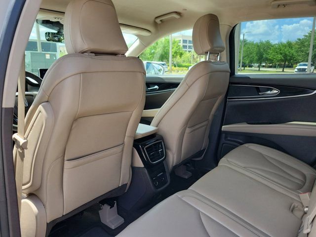 Certified 2022 Lincoln Nautilus FWD w/ Premium Package image 14