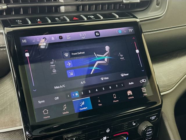 Used 2024 Jeep Grand Cherokee Limited w/ Black Appearance Package image 20