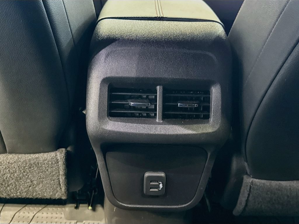 Used 2024 Chevrolet Equinox RS w/ LPO, Floor Liner Package FWD image 24