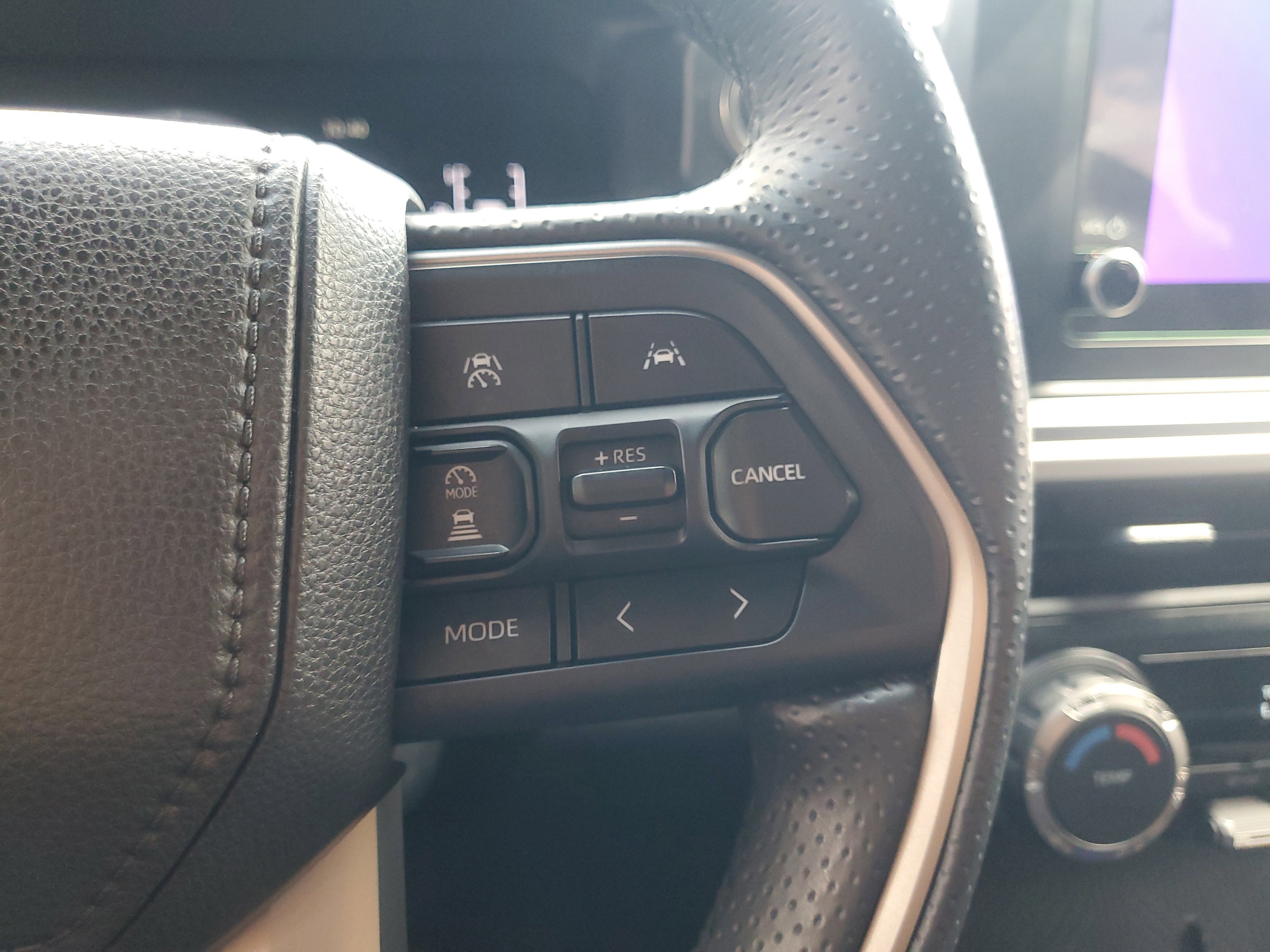 Certified 2025 Toyota 4Runner SR5 AWD/4WD image 22