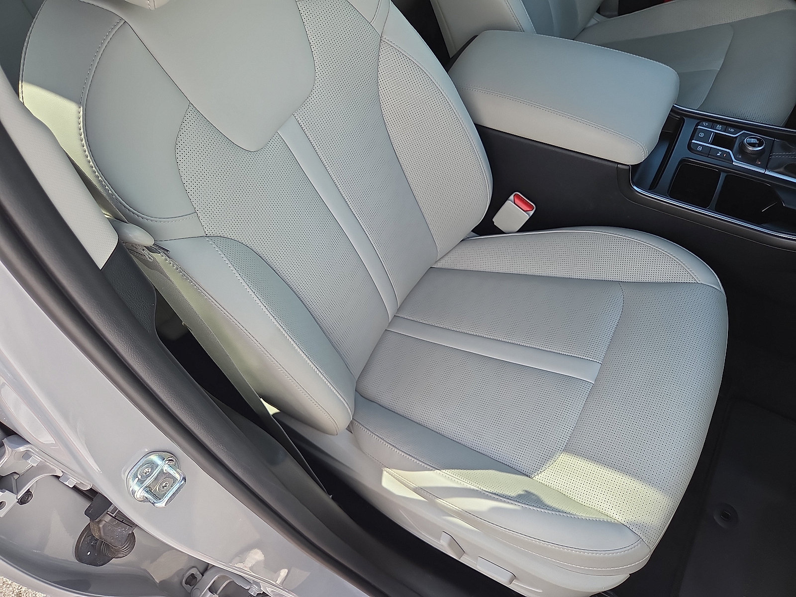 Used 2024 Kia Sorento X-Line EX AWD/4WD image 16
