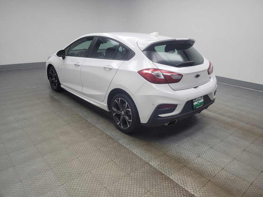 Used 2019 Chevrolet Cruze LT w/ Convenience Package FWD image 3