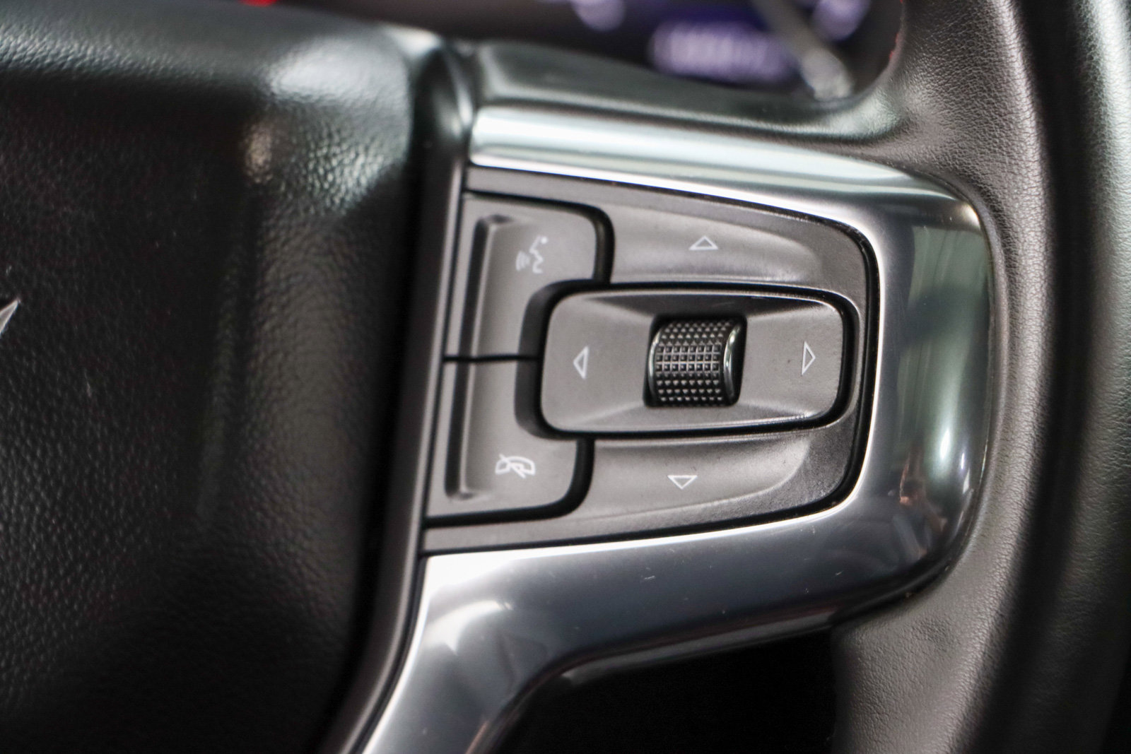 Used 2023 Chevrolet Blazer RS w/ Driver Confidence II Package image 14