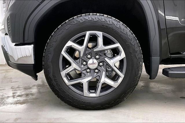 Certified 2023 GMC Sierra 1500 SLT w/ SLT Premium Plus Package AWD/4WD image 10