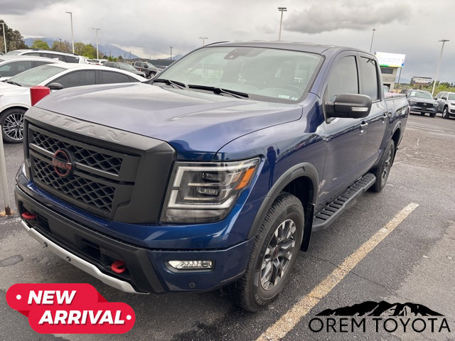 Used 2023 Nissan Titan PRO-4X w/ Pro-4x Convenience Package image 2