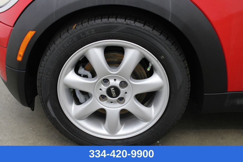 Used 2010 MINI Cooper Clubman Hardtop image 25