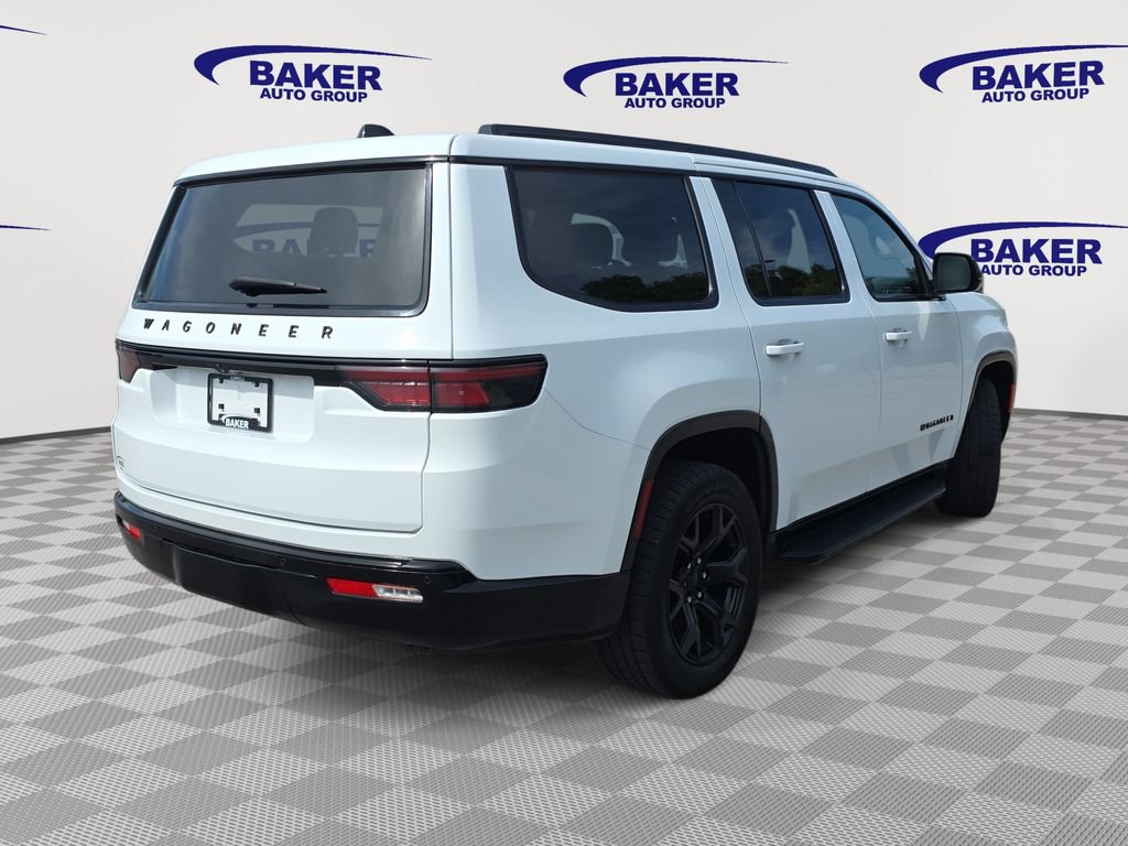 Used 2024 Jeep Wagoneer Series II AWD/4WD image 5