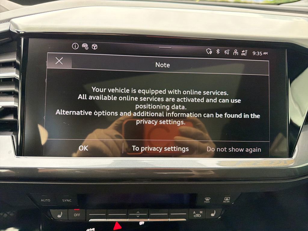 Used 2024 Audi Q4 e-tron Premium Plus w/ Premium Plus image 19