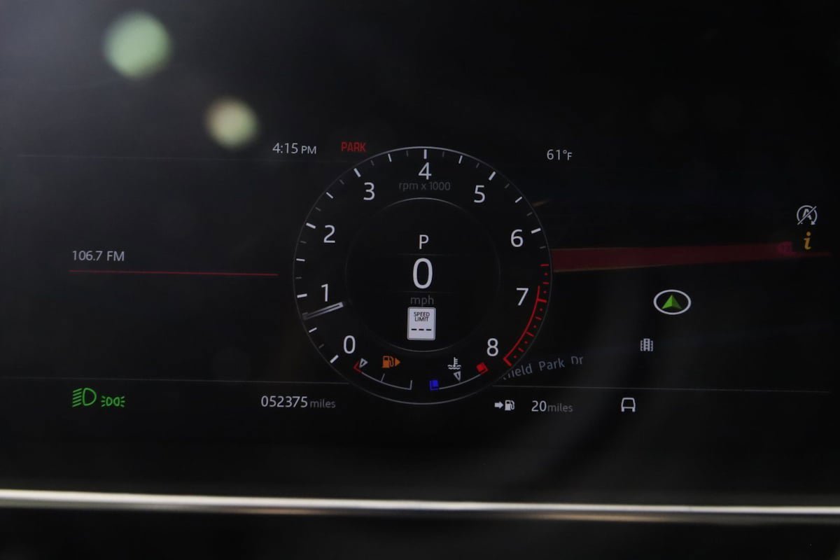 Used 2020 Land Rover Range Rover Autobiography image 16