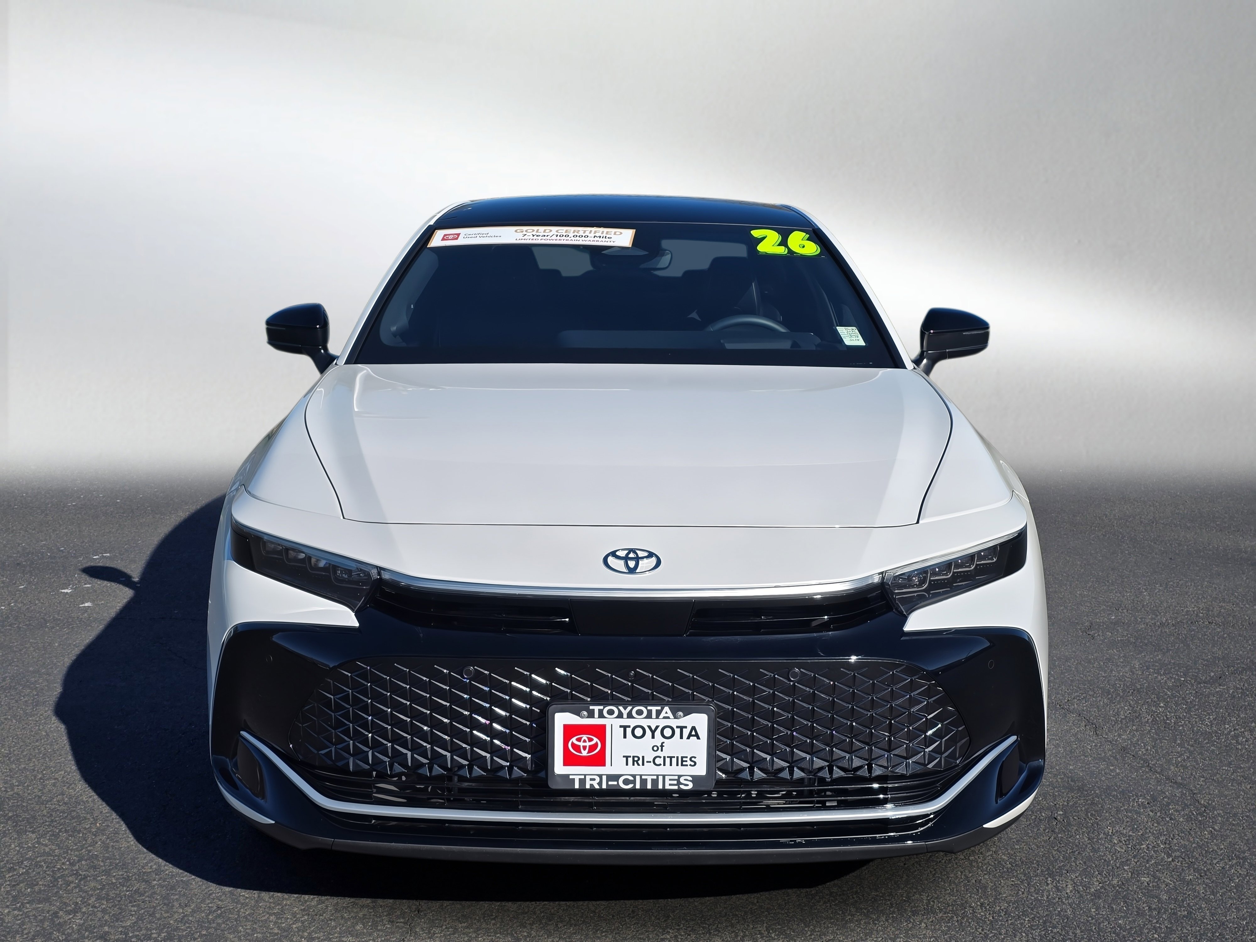 Used 2026 Toyota Crown Platinum image 8