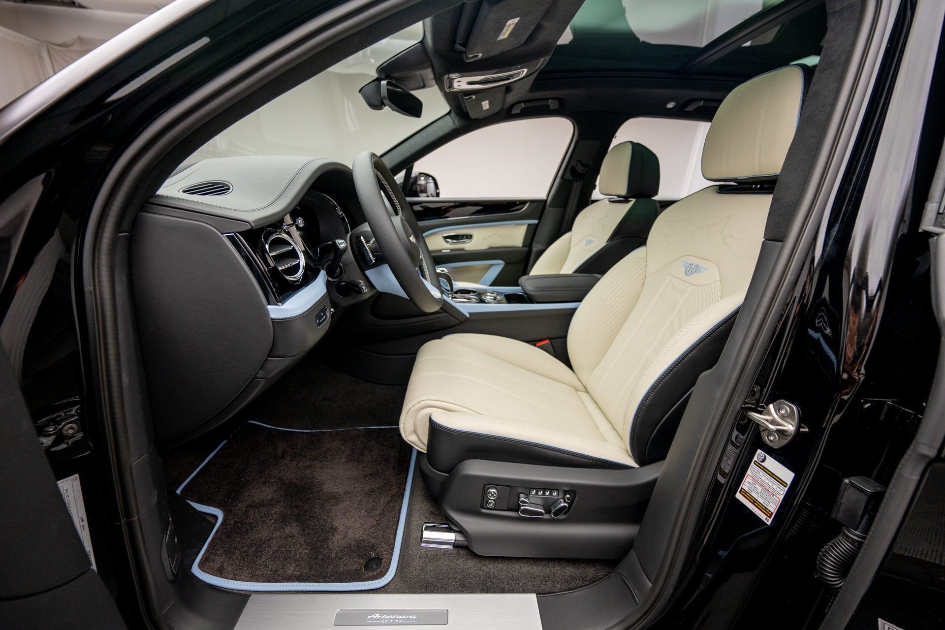 New 2027 Bentley Bentayga AWD/4WD image 11