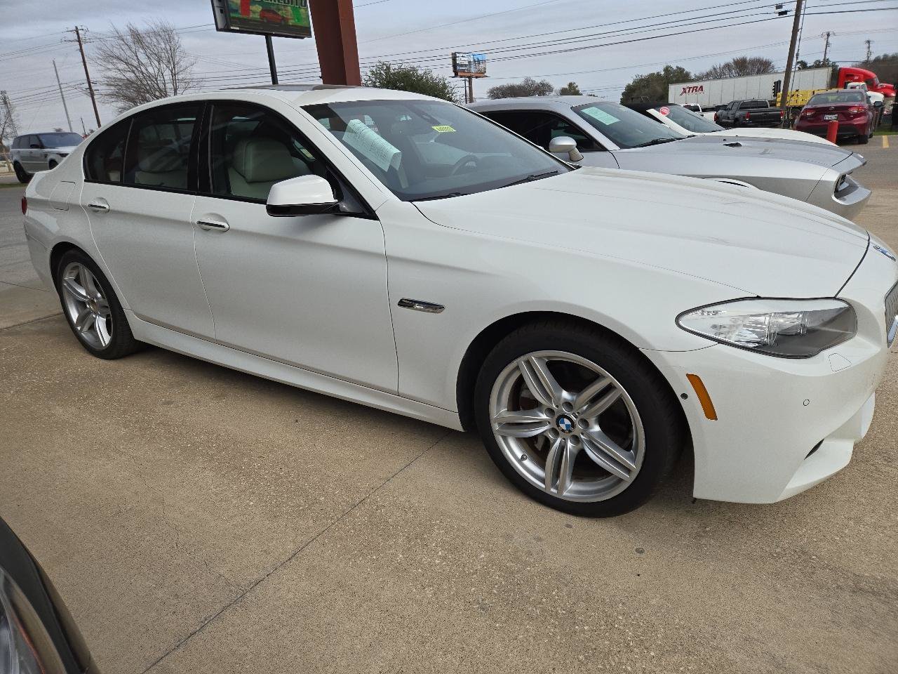 Used 2011 BMW 550i Sedan RWD image 3