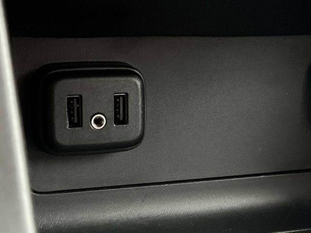 Used 2022 GMC Canyon AT4 w/ Trailering Package image 28