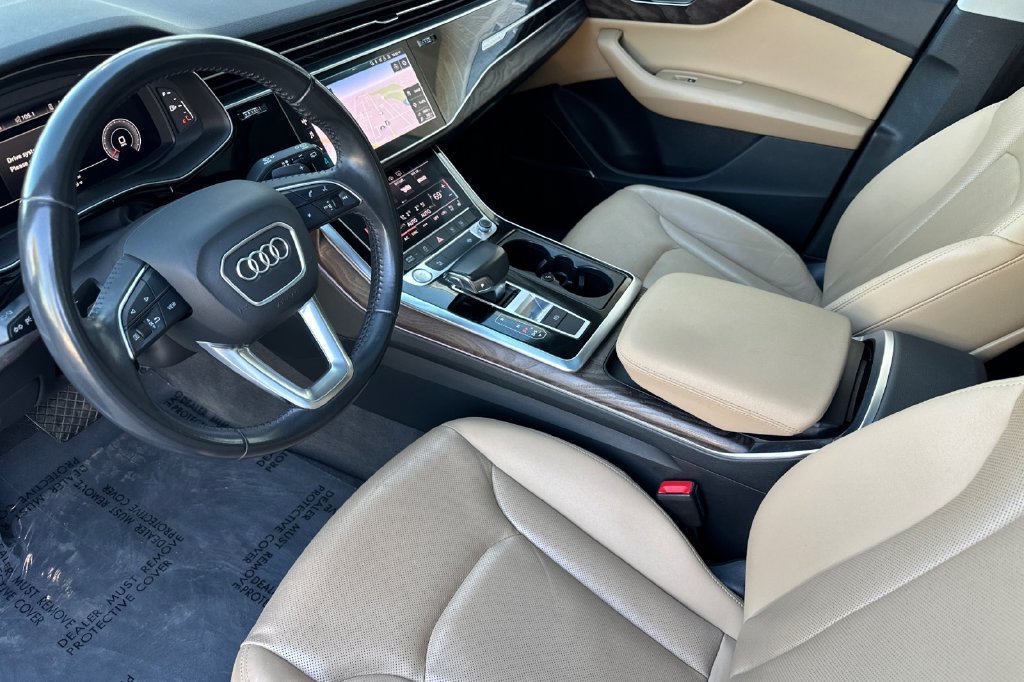 Used 2019 Audi Q8 Premium Plus w/ Premium Plus AWD/4WD image 4