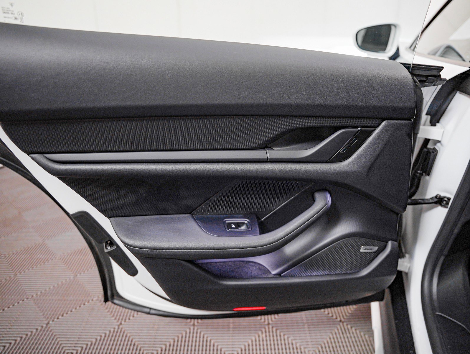 Certified 2024 Porsche Taycan 4 Cross Turismo w/ Premium Package AWD/4WD image 26