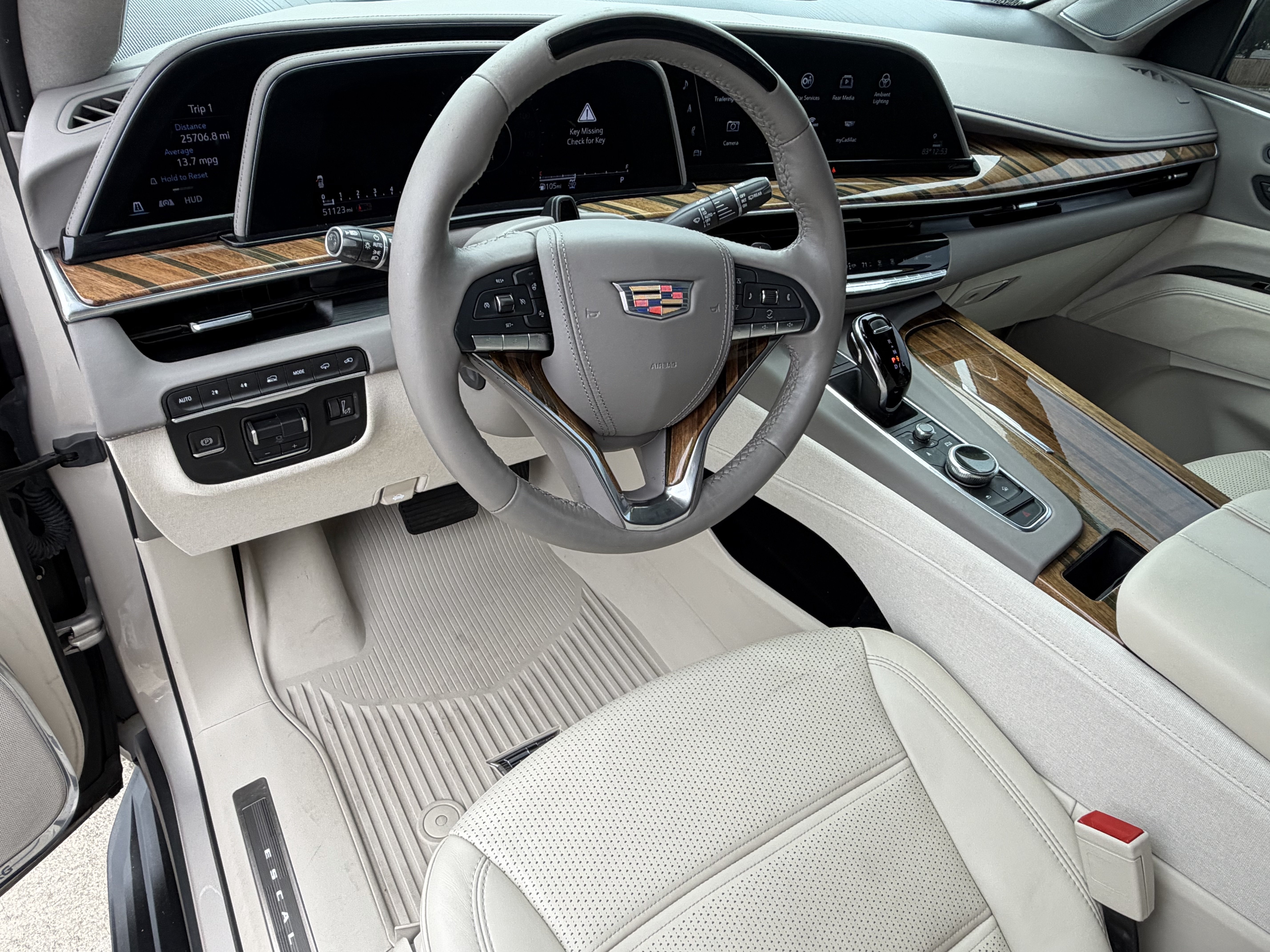Used 2021 Cadillac Escalade ESV Sport Platinum AWD/4WD image 14