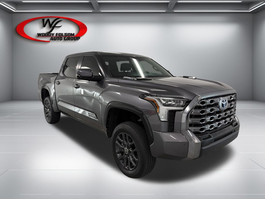 Used 2024 Toyota Tundra Platinum AWD/4WD image 3