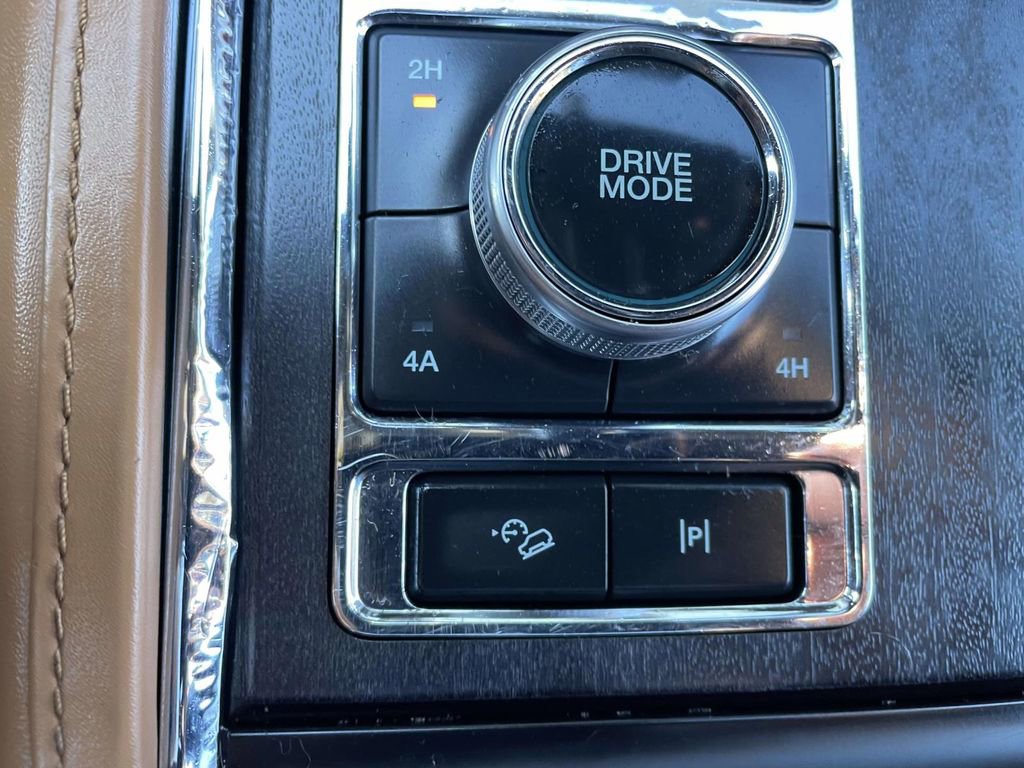 Used 2022 Ford Expedition Max Platinum image 44