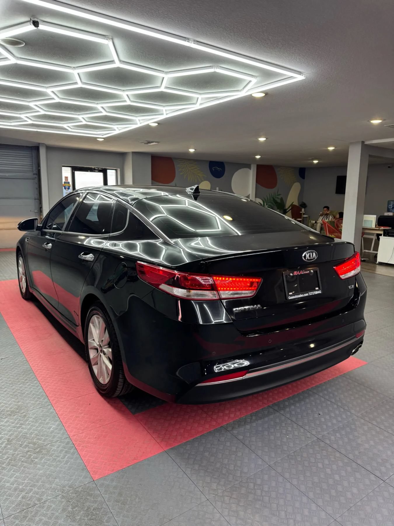 Used 2016 Kia Optima EX w/ Premium Package FWD image 5