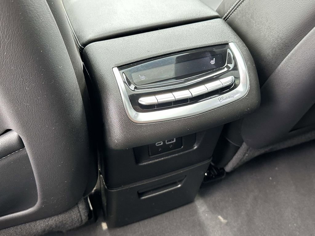 Used 2023 Cadillac XT6 Premium Luxury w/ LPO, Floor Liner Package image 14