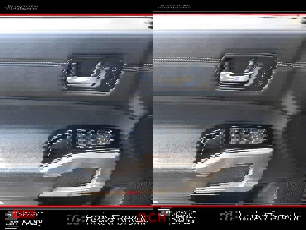 Used 2022 Nissan Pathfinder Platinum w/ Cargo Package image 16