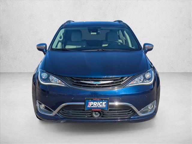 Used 2019 Chrysler Pacifica Limited w/ Advanced Safetytec Group video 2