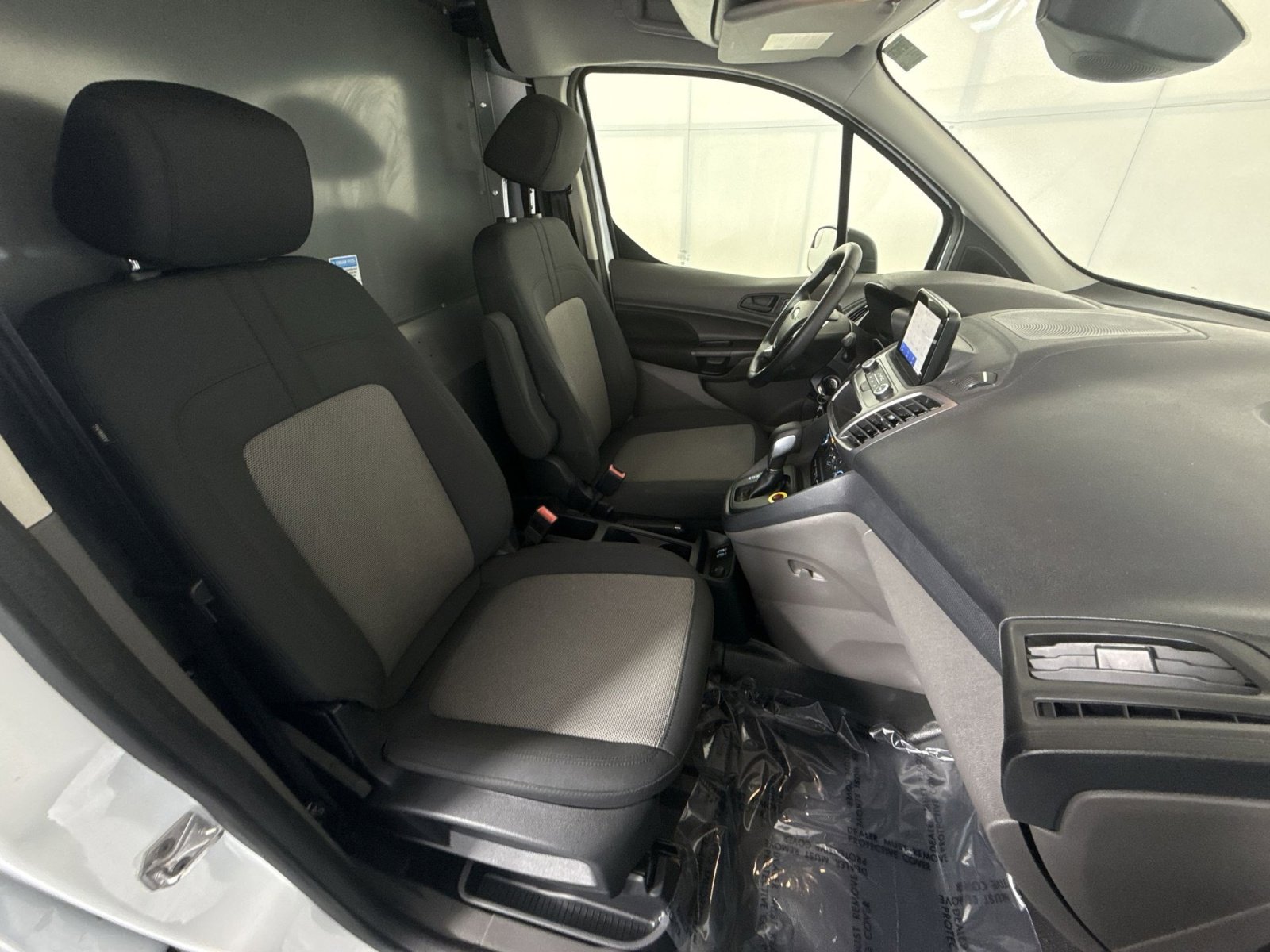 Used 2020 Ford Transit Connect XL FWD image 25