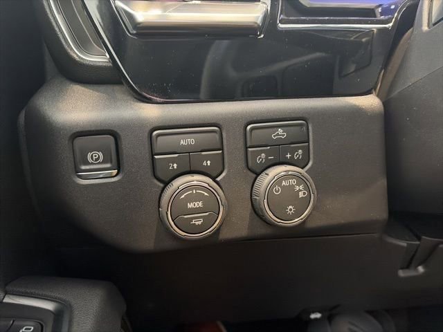 New 2026 Chevrolet Silverado 1500 LT AWD/4WD image 16