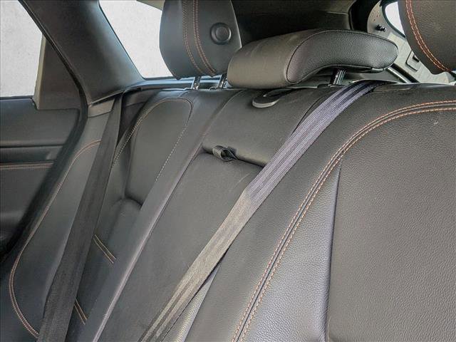 Used 2019 Jaguar F-PACE Prestige image 15