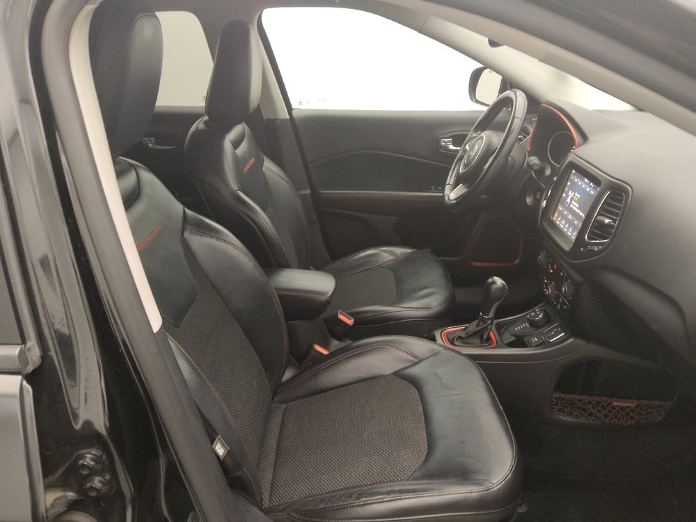 Used 2018 Jeep Compass Trailhawk w/ Navigation Group AWD/4WD image 21
