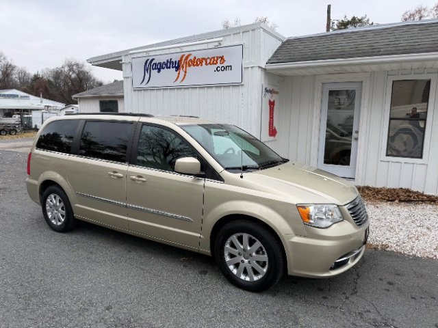 Used 2011 Chrysler Town & Country Touring-L
