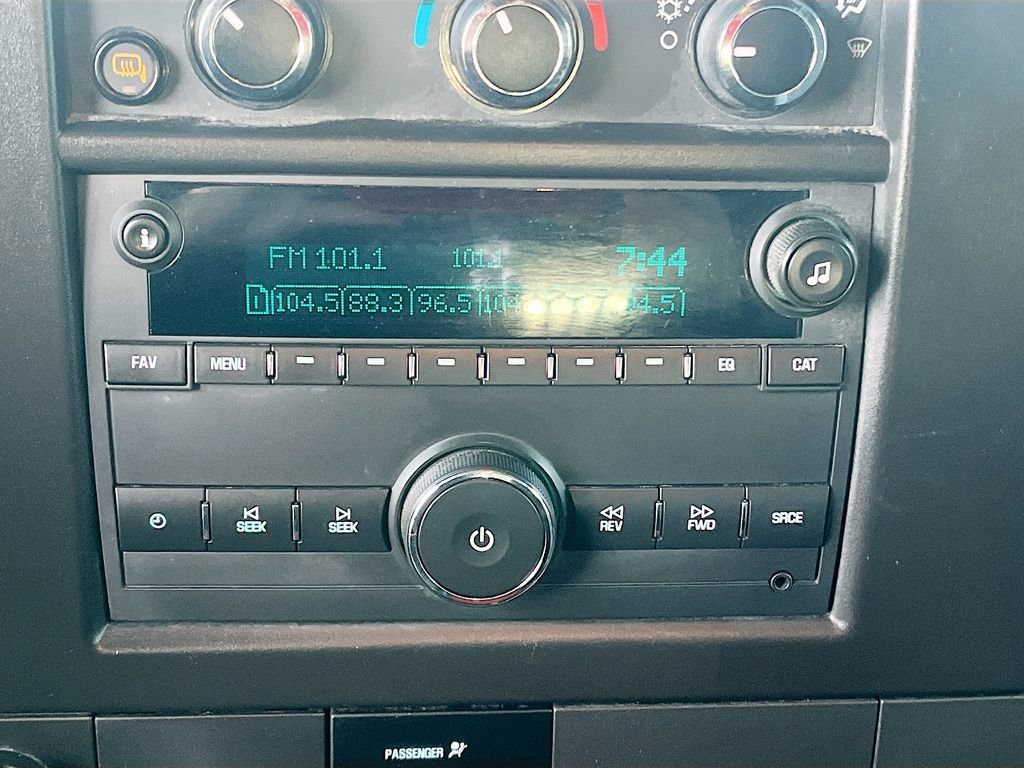 Used 2024 GMC Savana 2500 w/ Driver Convenience Package image 14