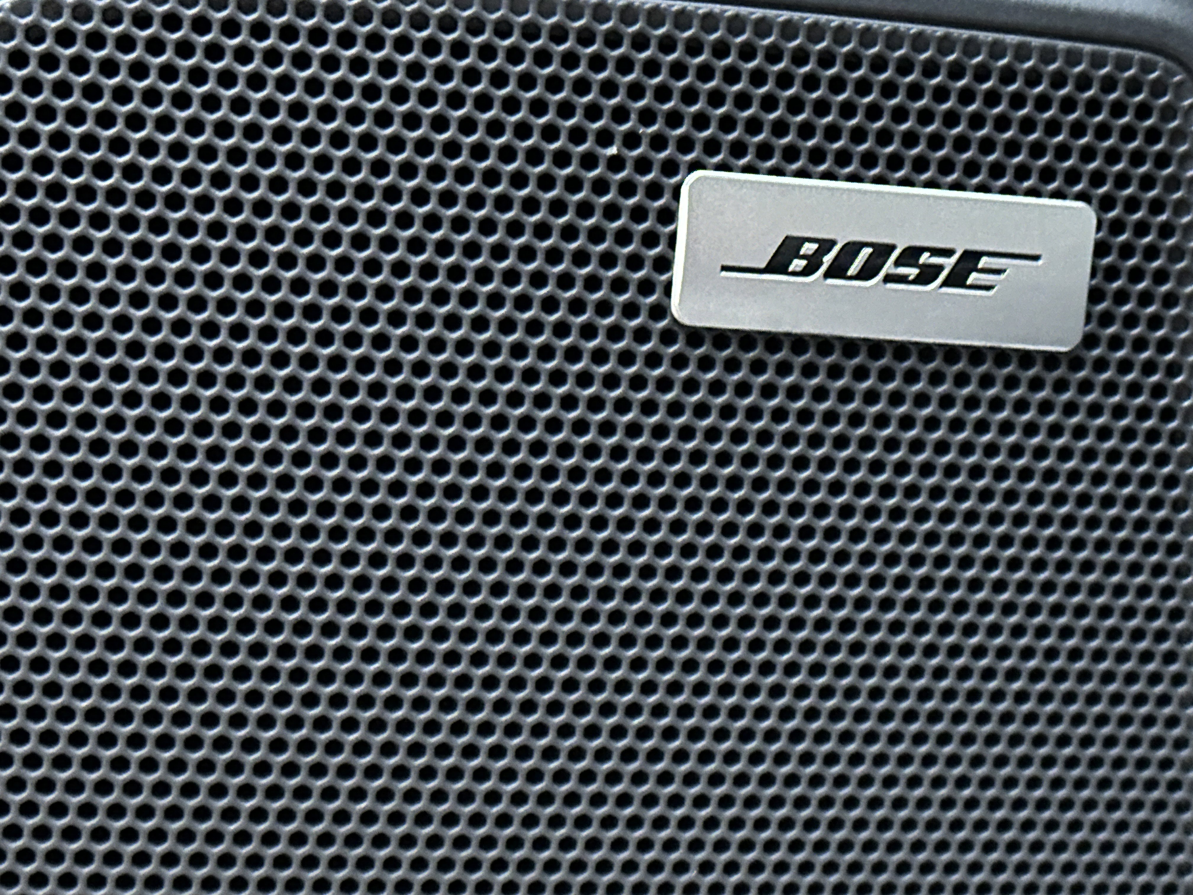 New 2026 Porsche Macan AWD/4WD image 18