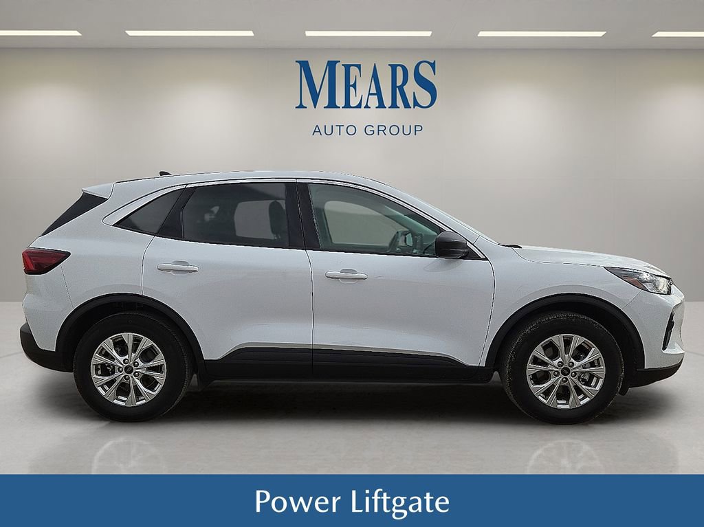 Used 2024 Ford Escape Active w/ Cold Weather Package image 7