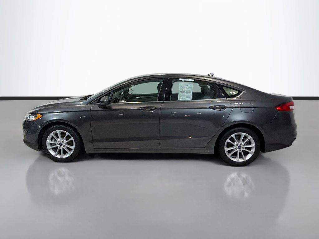 Used 2020 Ford Fusion SE FWD image 4