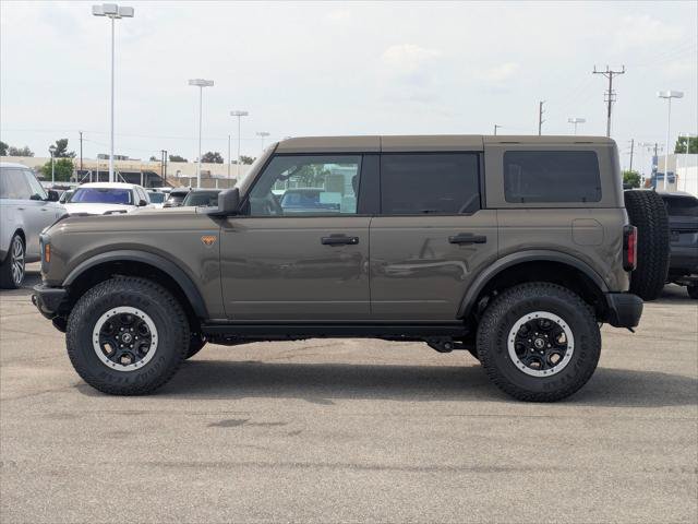 New 2026 Ford Bronco Badlands AWD/4WD image 2