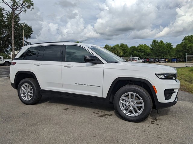 New 2025 Jeep Grand Cherokee Laredo X