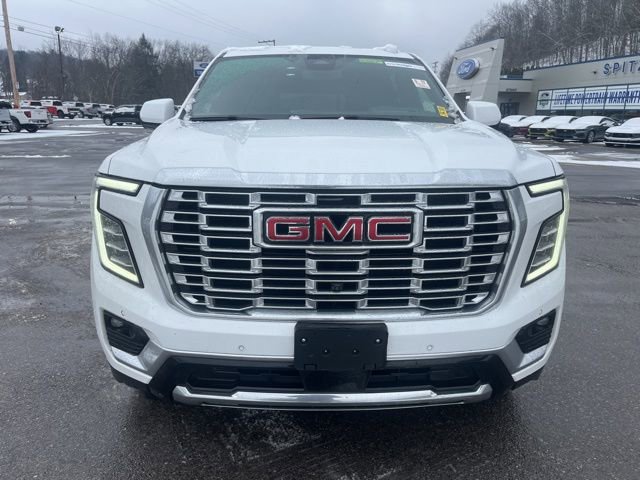 Used 2025 GMC Yukon XL Denali image 11
