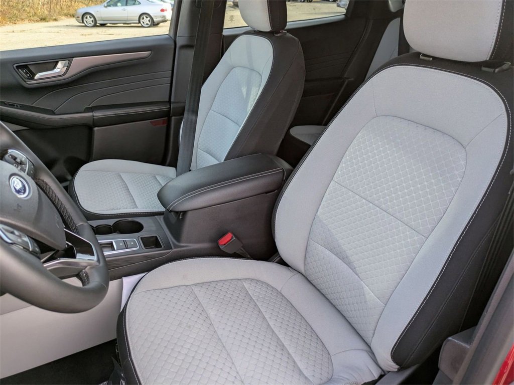 Used 2023 Ford Escape Active w/ Tech Pack #2 image 12