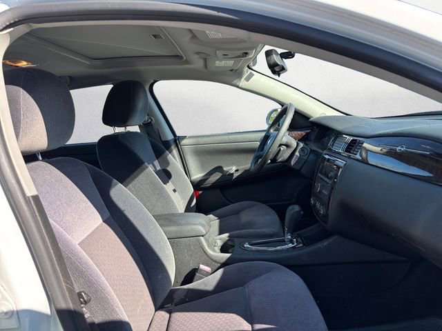 Used 2015 Chevrolet Impala LT w/ LT Sunroof Package image 15