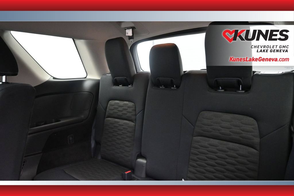Used 2025 Nissan Pathfinder SV FWD image 26