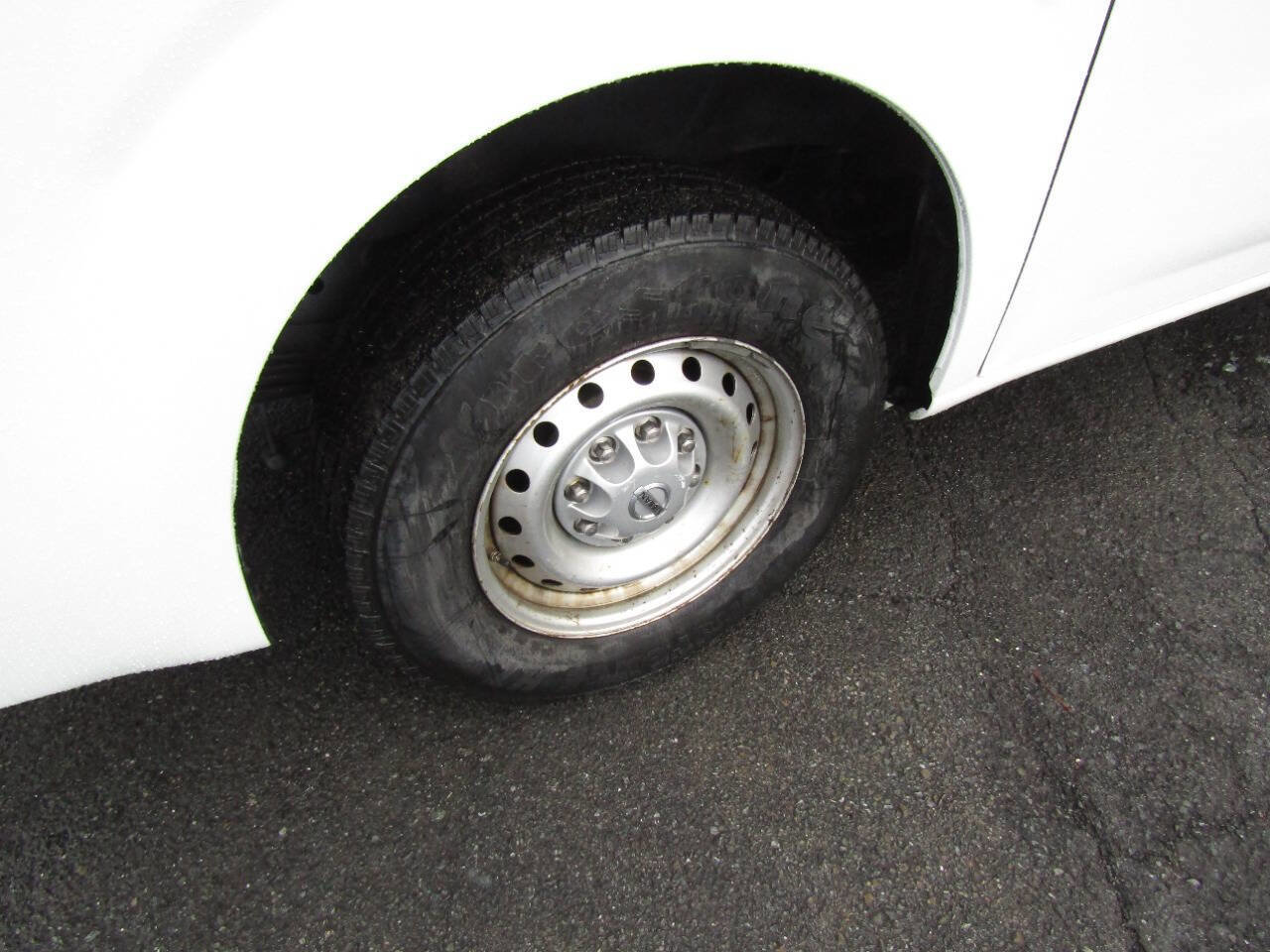 Used 2019 Nissan NV 1500 S image 26