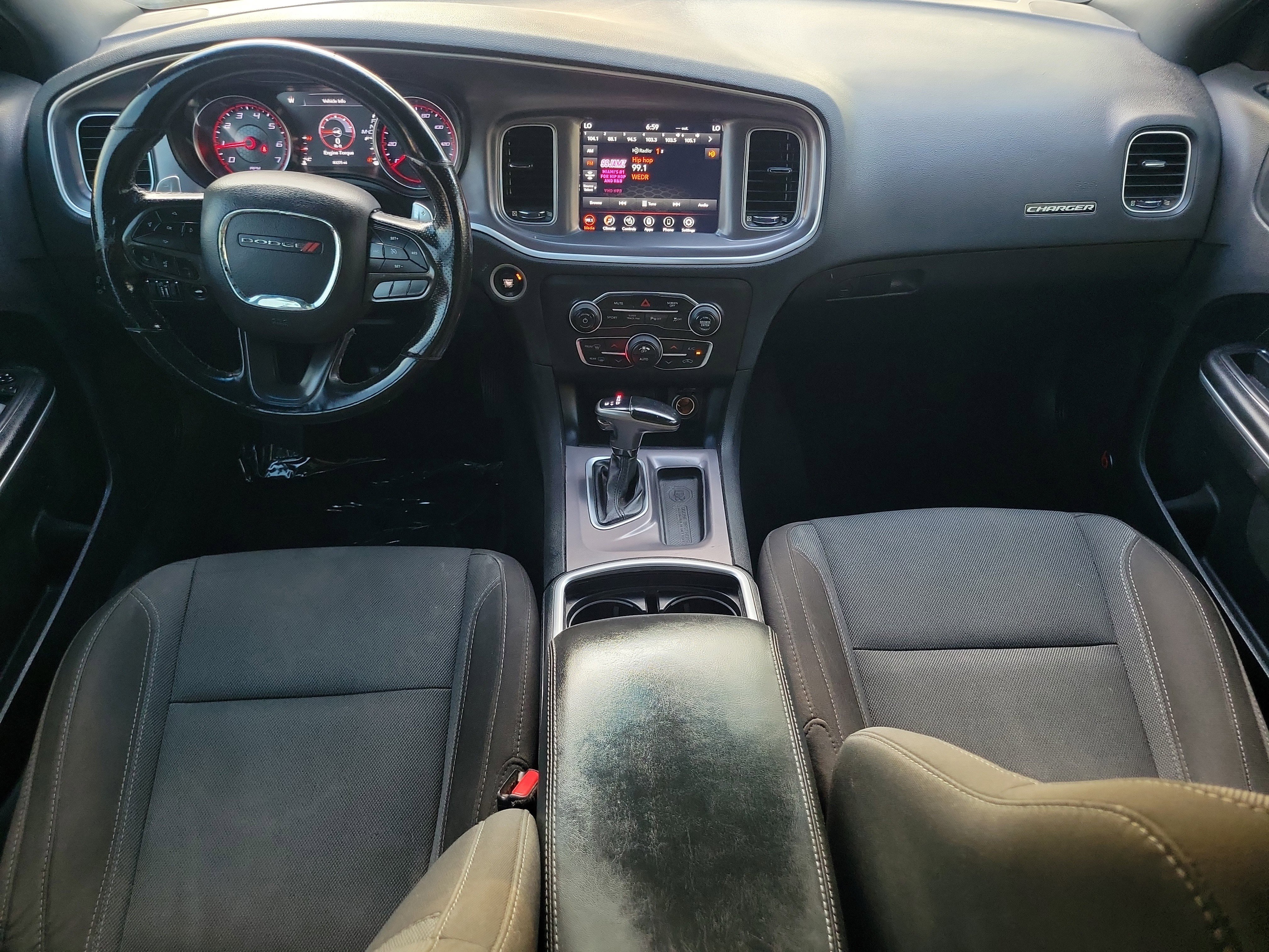 Used 2019 Dodge Charger SXT w/ Cold Weather Package AWD/4WD image 10