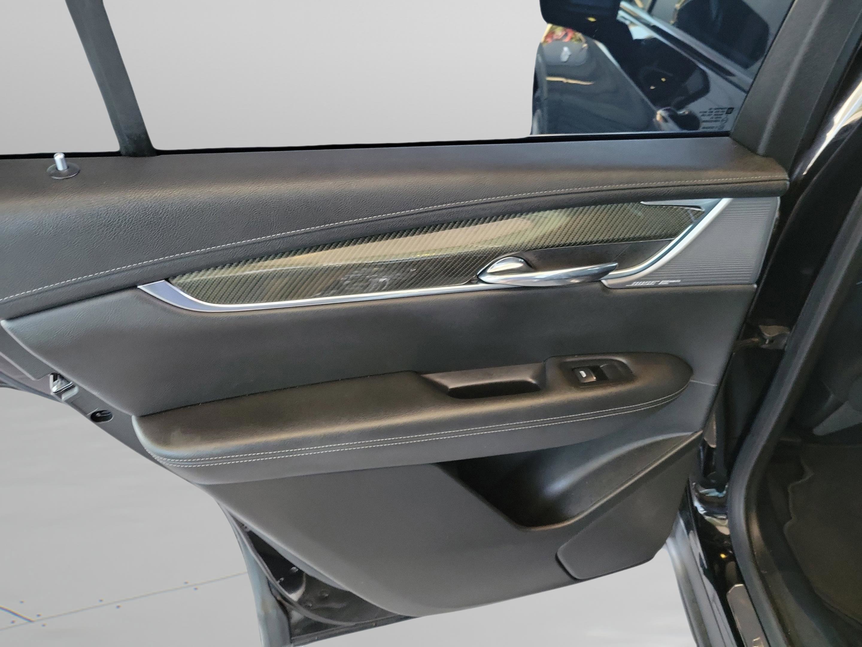 Used 2020 Cadillac XT6 Sport image 26