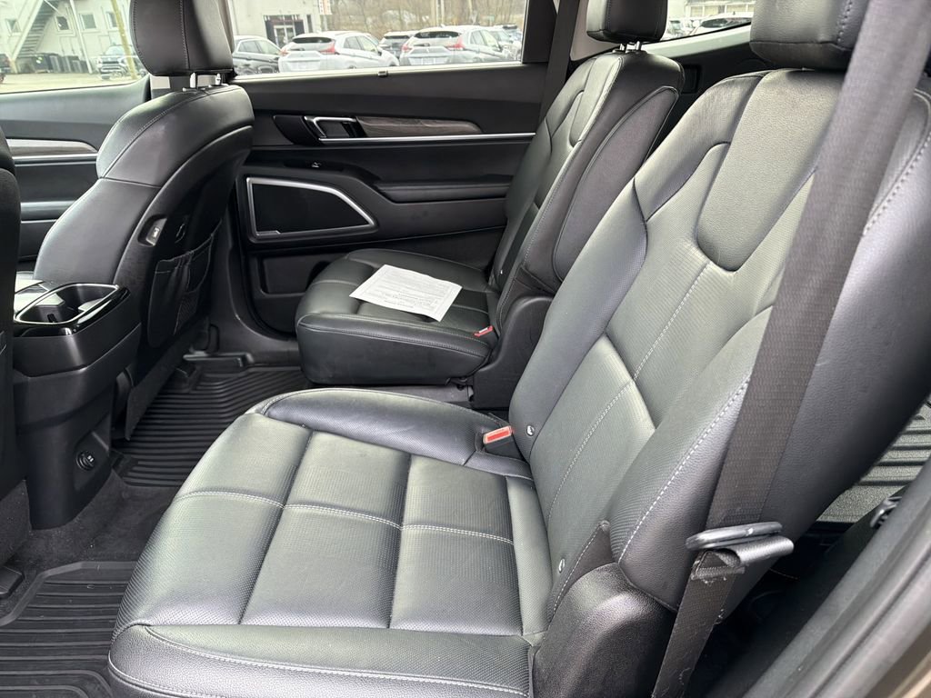 Used 2021 Kia Telluride EX w/ EX Premium Package image 13